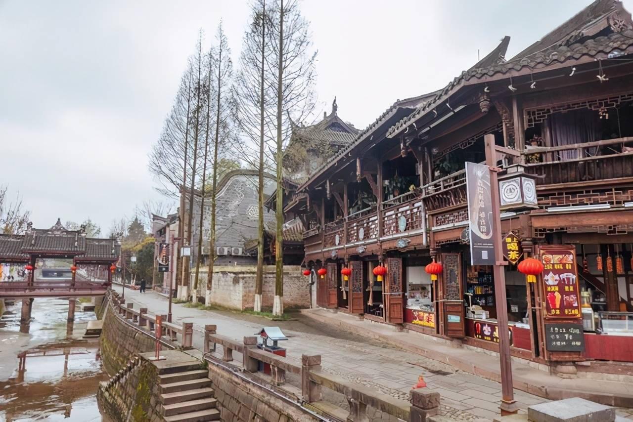逃出魔术师的房间
